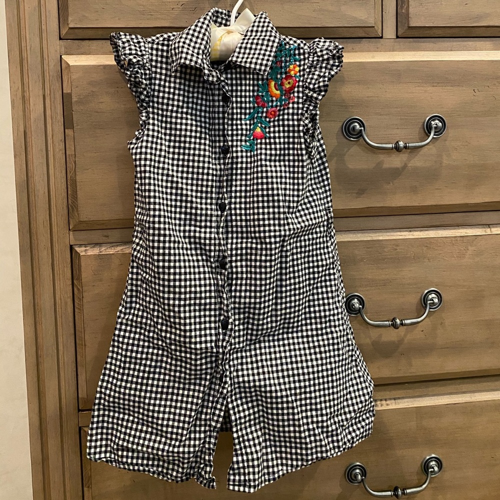 Girls button up dress, size 5